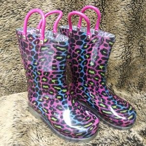 Austin Trading Co. Light up rainboots